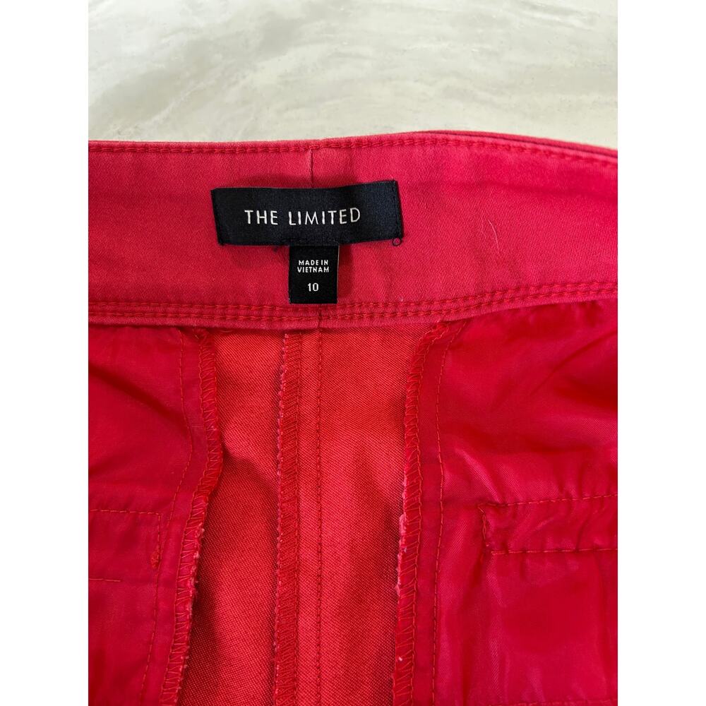 The Limited Red Scalloped Hem Shorts Size Medium / 10 | Cotton Blend Women’s - Picture 3 of 11